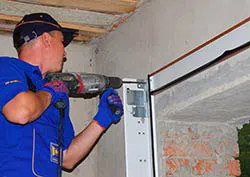 Trust Garage Door South Holland, IL 708-980-0670 - repair-side